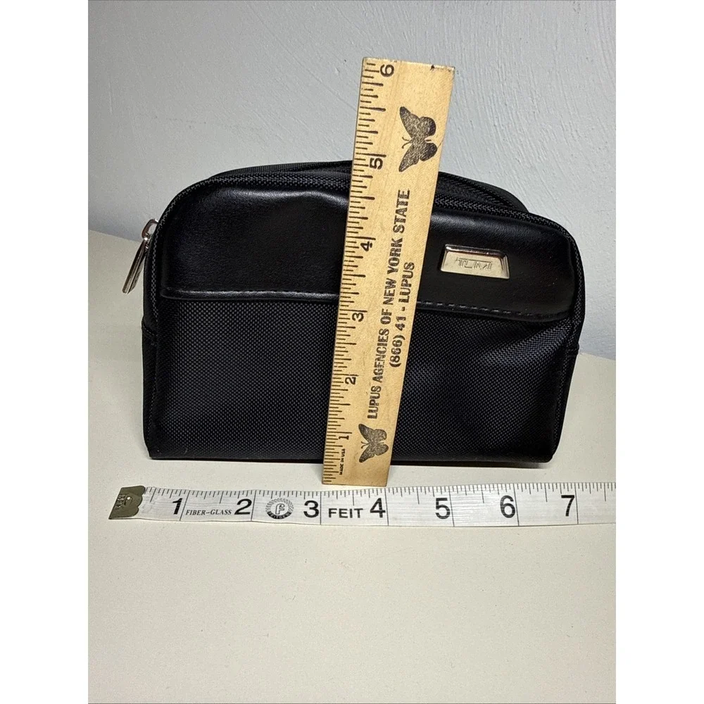 TUMI For Delta Pouch Travel Case Nylon Cosmetic Bag Empty Black 4,5